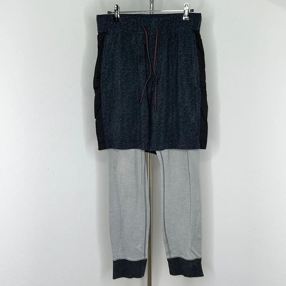 🔹 Lululemon Shorts with Attached Leggings